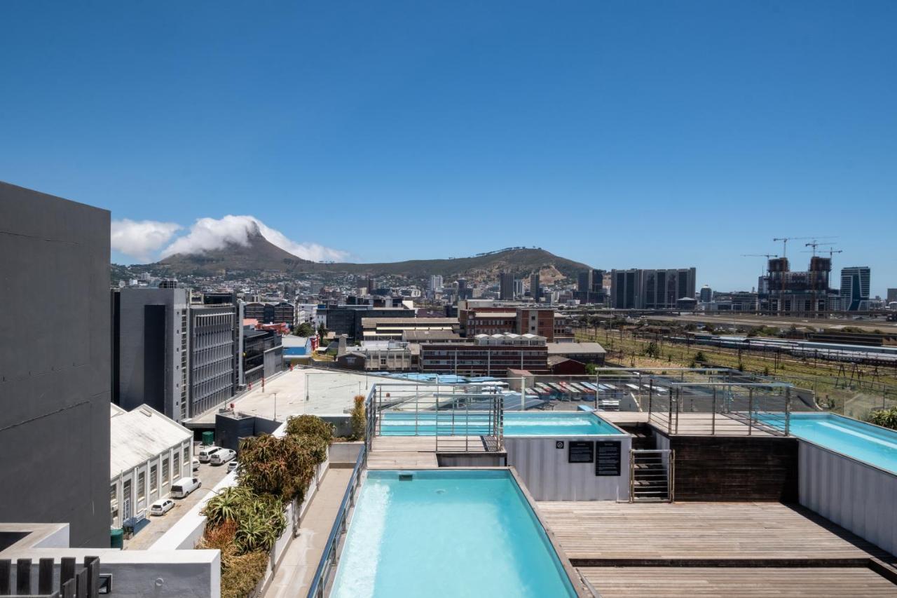 Modern Two Bedroom Unit, Mountain & Harbour Views Apartment