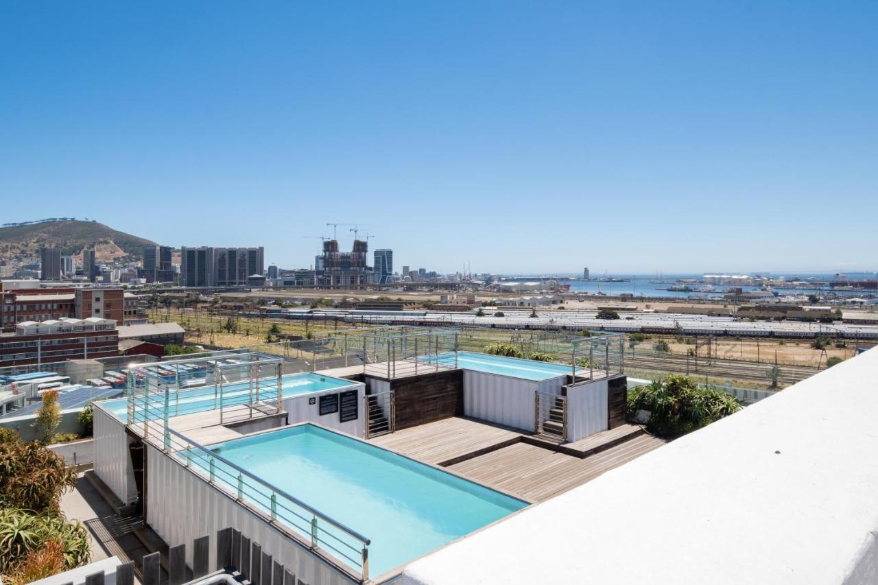 Apartment Modern Two Bedroom Unit, Mountain & Harbour Views
